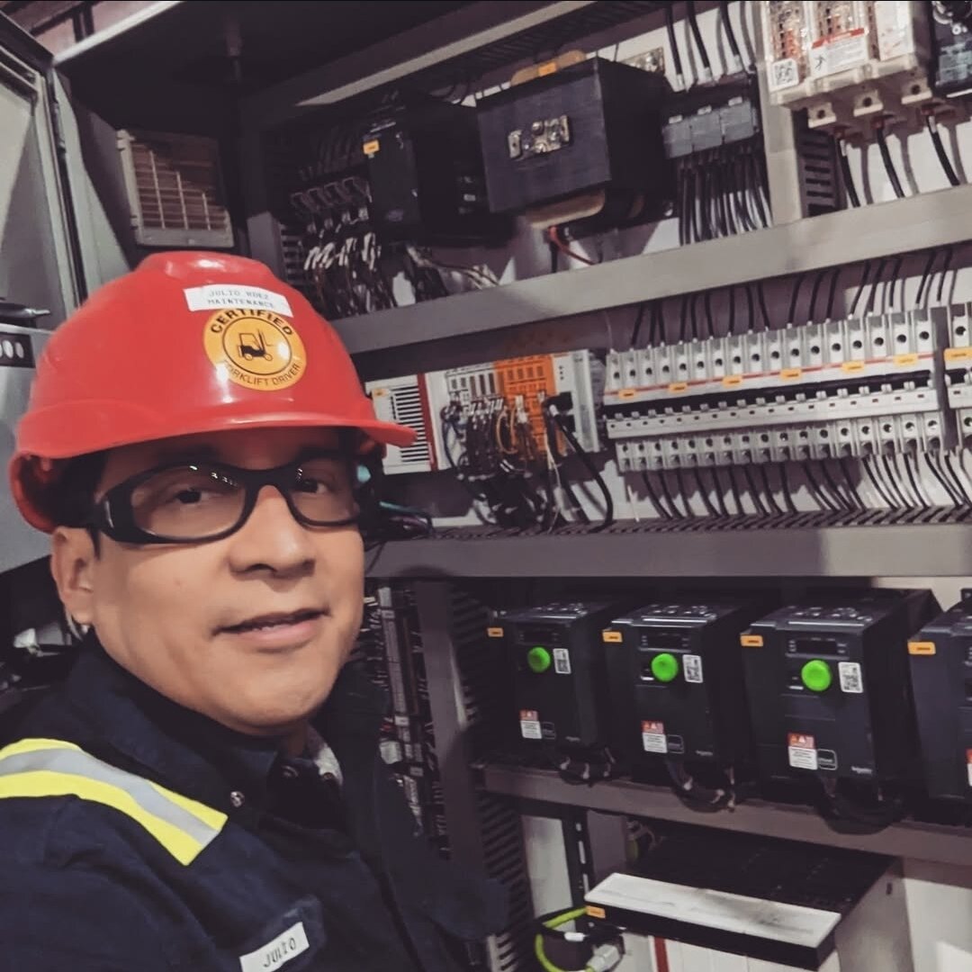 Industrial electrical control panel troubleshooting