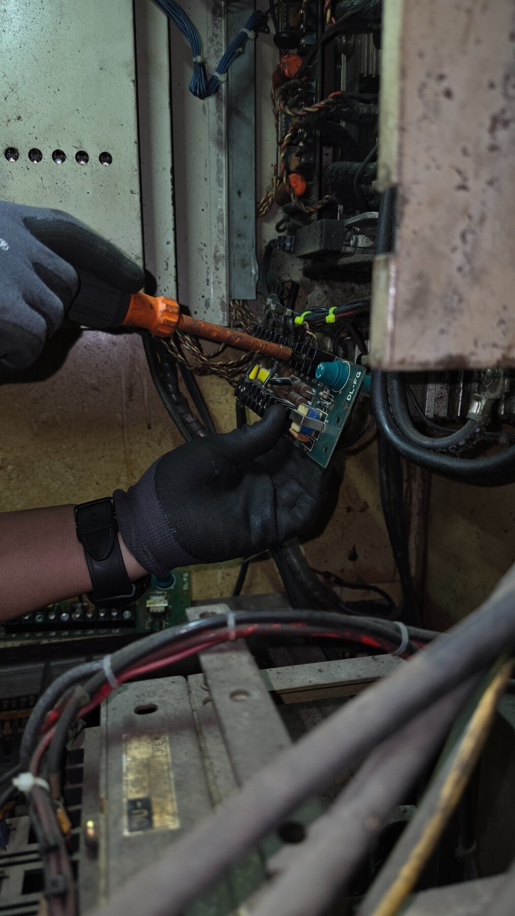 Electrical Testing & Repair